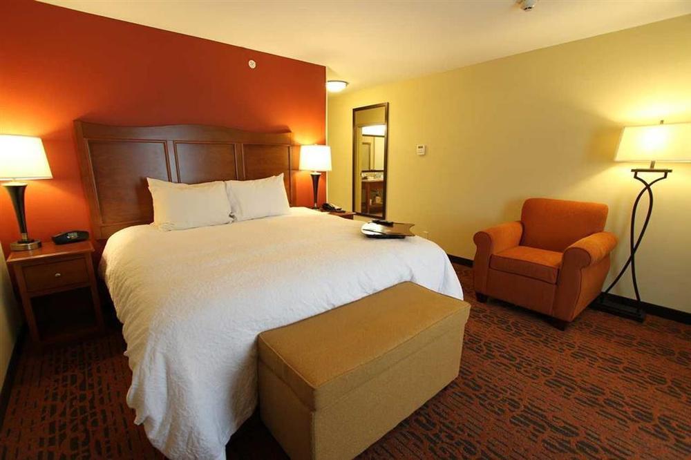 Hampton Inn Clinton Ruang foto